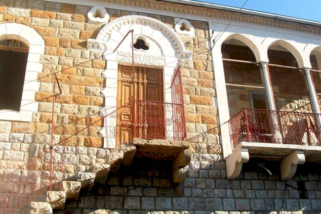 بنّاء تقليدي